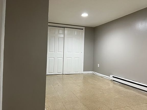 3rd image of 3038 6th Ave #0