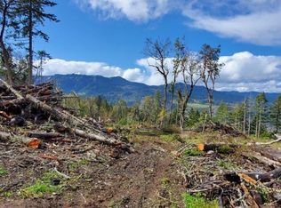 371 Jeep Ln, Roseburg, OR 97471