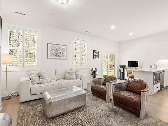 4th image of 300 Albion Rd #302