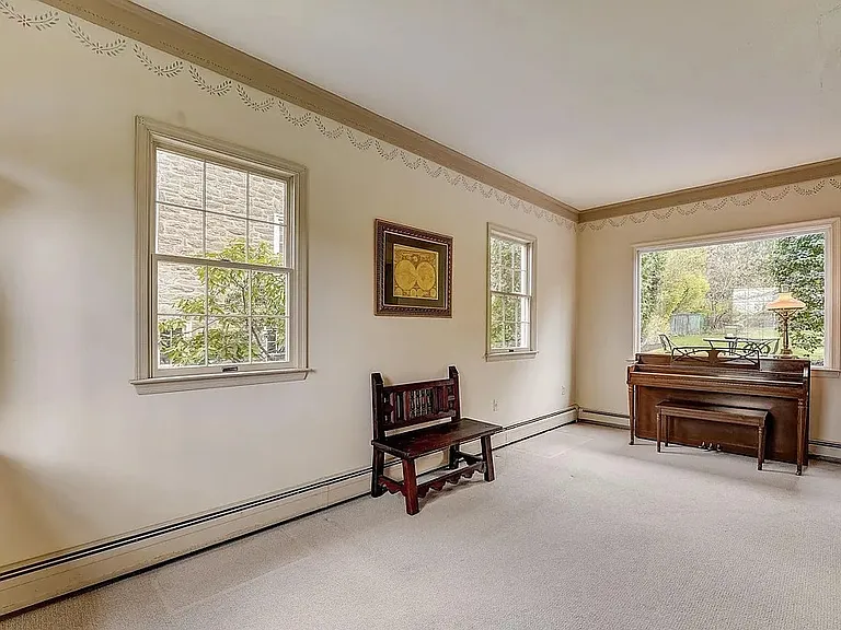 307 Waring Rd — Photo 12