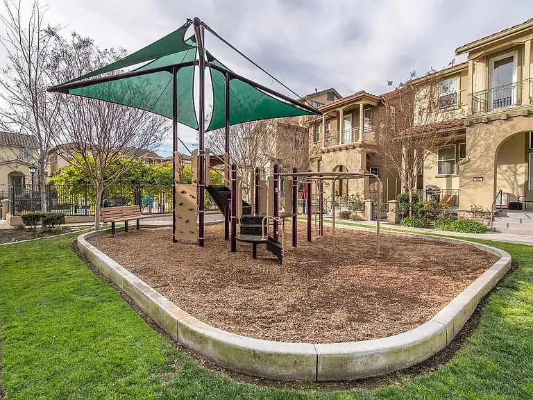 1198 Luz Del Sol Loop — Photo 16