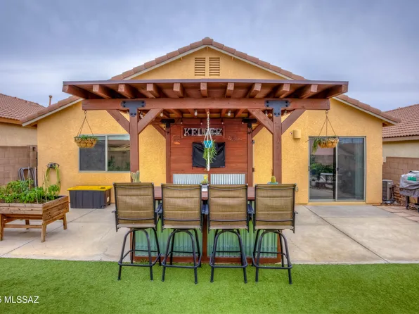 62 W James Wade Pl, Vail, AZ 85641