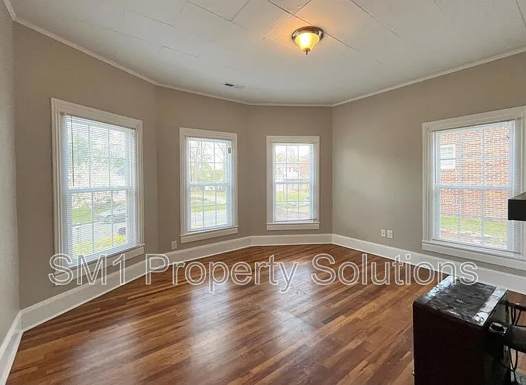 617 Harris St — Photo 4