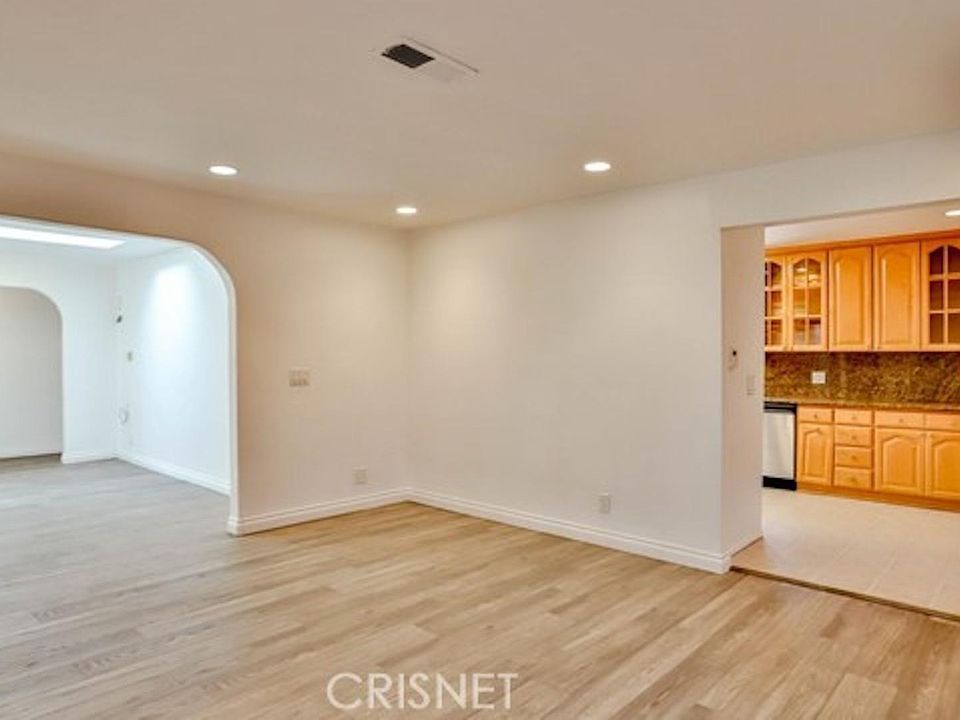 1st image of 4656 Sawtelle Blvd