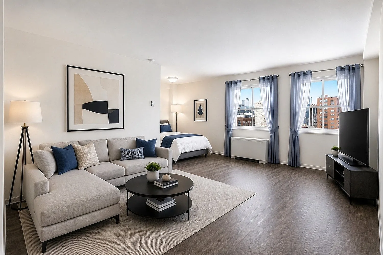 611 Park Avenue — Photo 1