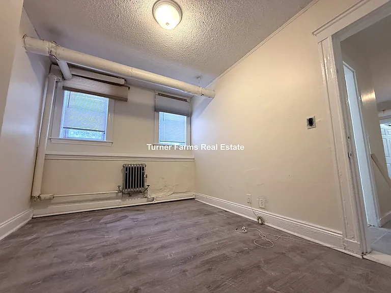 524 Cambridge St #1F — Photo 14