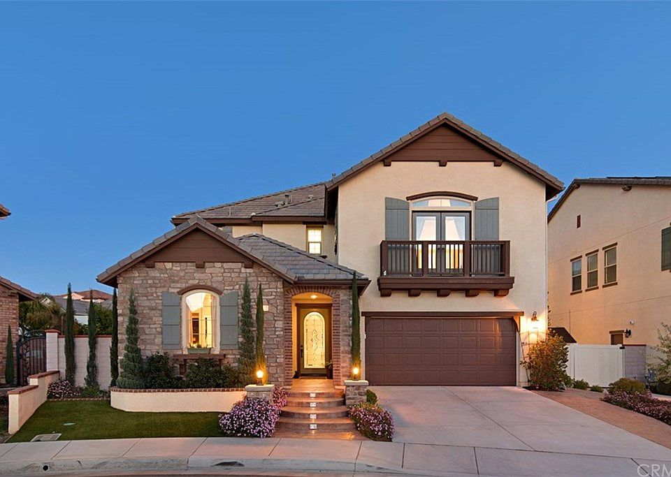 2nd image of 39160 Wild Horse Cir