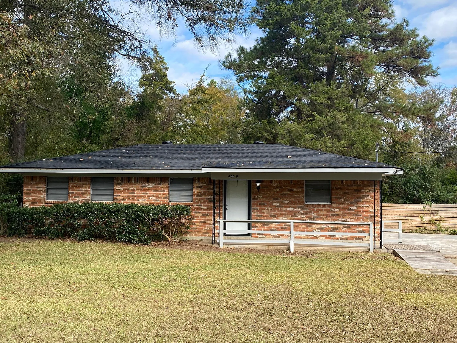 4008 Dellwood Ave — Photo 1