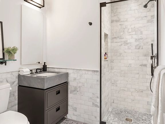 4th image of 50 W 30th St #4-C