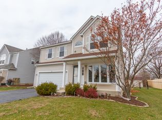 23 Sheffield Ct, South Elgin, IL 60177