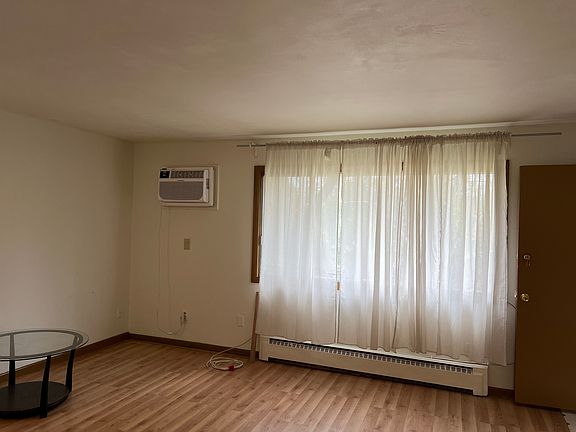 4th image of 142 Flintridge Dr APT 7