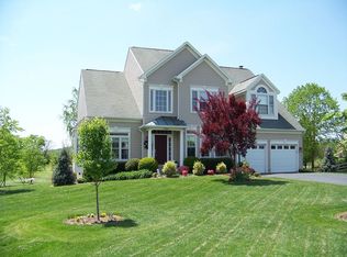 41851 Raspberry Dr, Leesburg, VA 20176