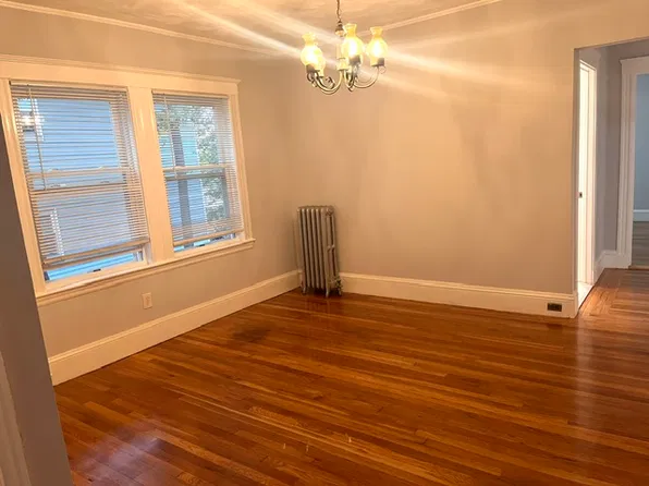 101 Nottinghill Rd #1, Brighton, MA 02135