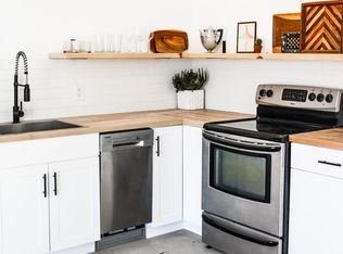 1424 Gibralter Rd, Landers, CA 92285