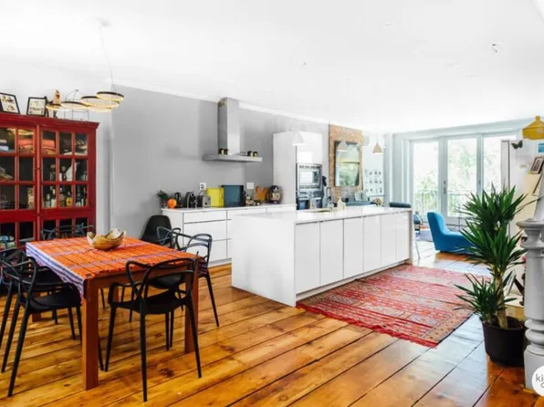 450 De Graw Street image 1 of 12