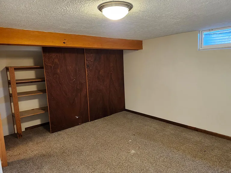 157 Golden City Rd — Photo 32