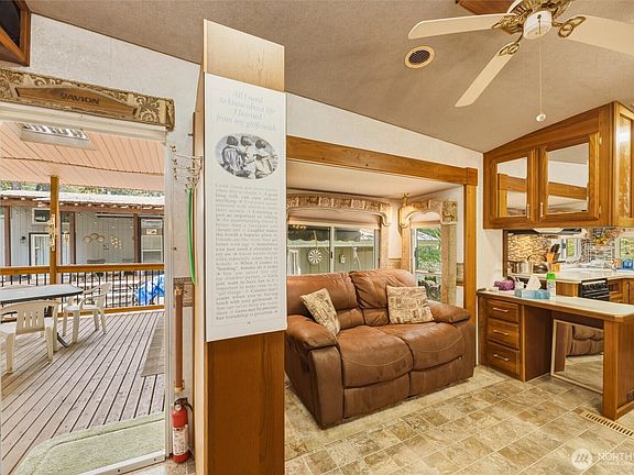 3rd image of 162 1 Fireside Lodge Circle