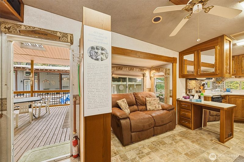 3rd image of 162 1 Fireside Lodge Circle