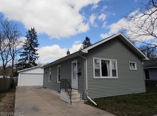 1359 Regent St, Niles, MI 49120