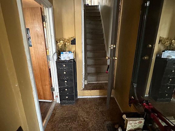 4th image of 5430 Westminster Ave