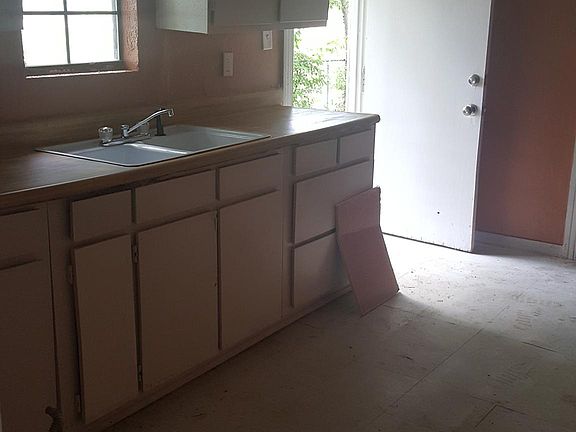 2nd image of 5532 Goodman Ave