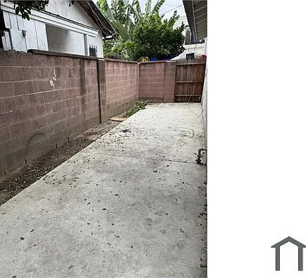 1320 N Sycamore St — Photo 8