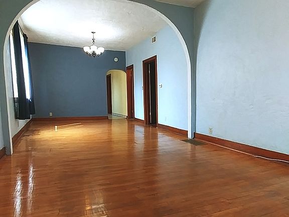 4th image of 12634 S Lincoln St