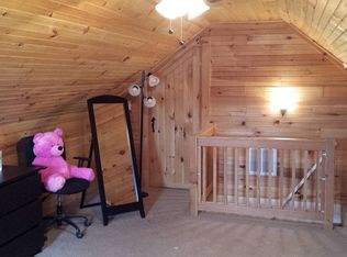 17 Pond St, Sharon, MA 02067