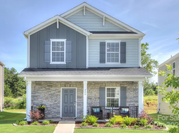 240 Orson Oaks Ln, Pineville, NC 28134