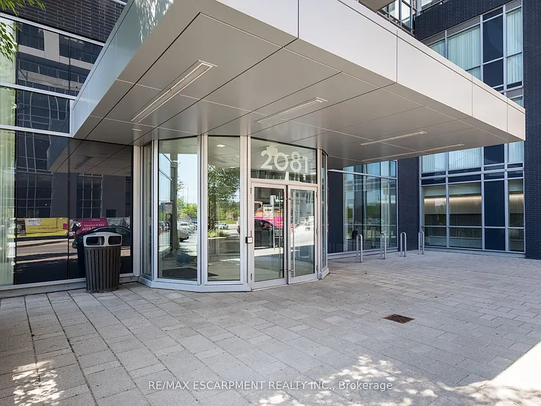 2081 Fairview St #1507 — Photo 2