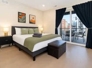 730 W 17th Pl #2E, Chicago, IL 60616