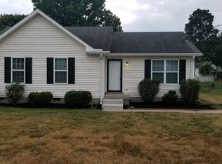 796 Summer Hill Ln, La Vergne, TN 37086