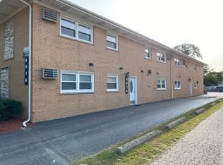 4616 Maple Ave APT 1D, Brookfield, IL 60513