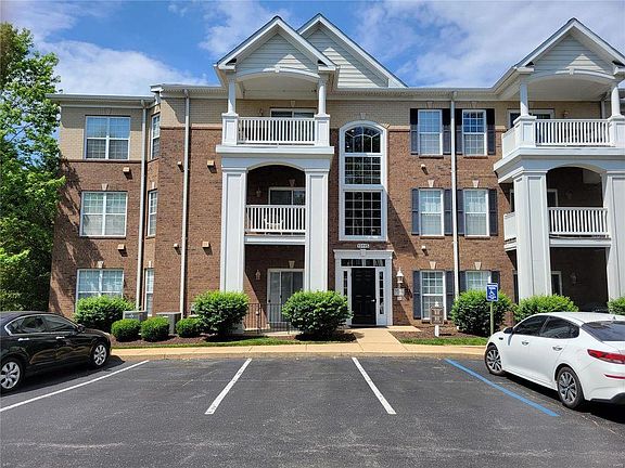 3rd image of 13115 Mill Crossing Ct APT 303