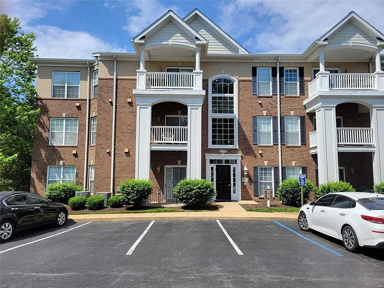 13115 Mill Crossing Ct #303 — Photo 3