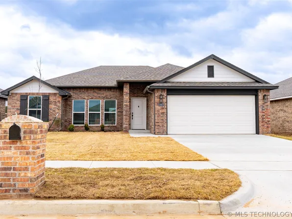10887 S 271st East Ave, Coweta, OK 74429