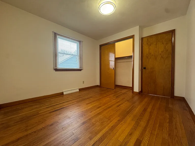 62 Greenman Ave #B — Photo 8