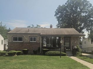 28373 Sheridan St, Garden City, MI 48135