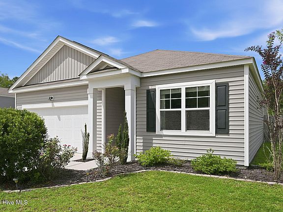 3rd image of 804 Lenox Drive