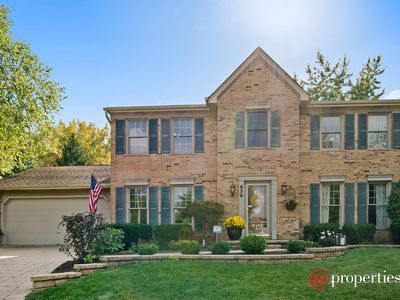 956 Hidden Lake Rd, Naperville, IL, 60565