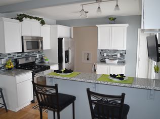 2457 N 71st St, Wauwatosa, WI 53213