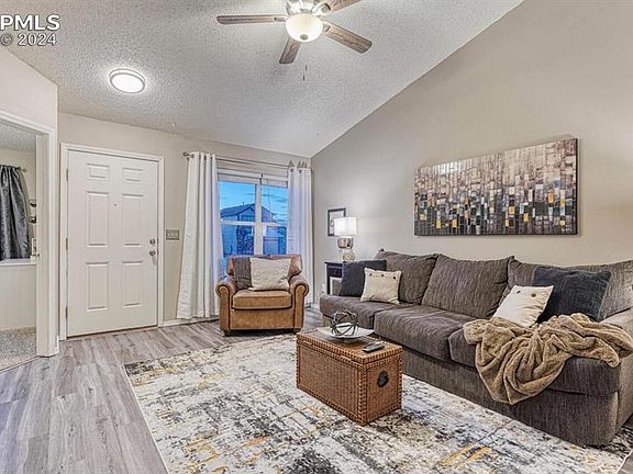 3rd image of 2063 Sage Grouse Ln
