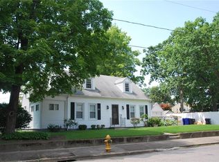 153 Oswald St, Pawtucket, RI 02861