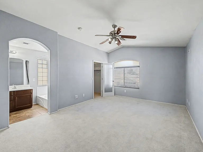 4809 W Valencia Dr — Photo 14