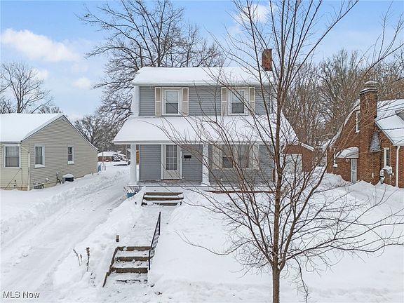 2nd image of 1416 19th St NE