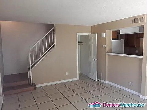 1st image of 4620 E Southgate Ave