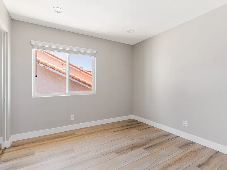 493 Messina Pl — Photo 20