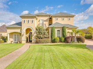 5600 Lakeside Dr, Fort Worth, TX 76179