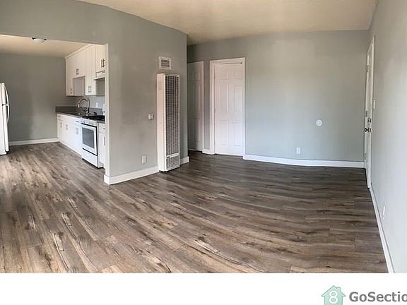 3rd image of 4200 S Western Ave APT 4