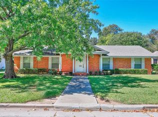 515 S Dixon St, Gainesville, TX 76240